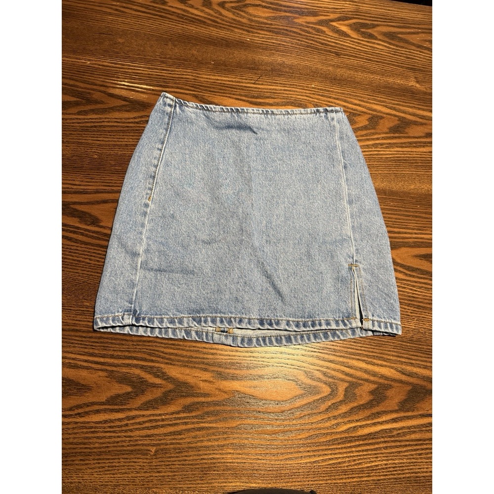 Pull & Bear Women S Light Wash Denim Mini Skirt Coastal Cowgirl Y2K Western Slit - Picture 12 of 14